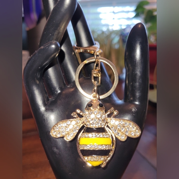 Bag Charm of Bumble Bee - Picture 3 of 4
